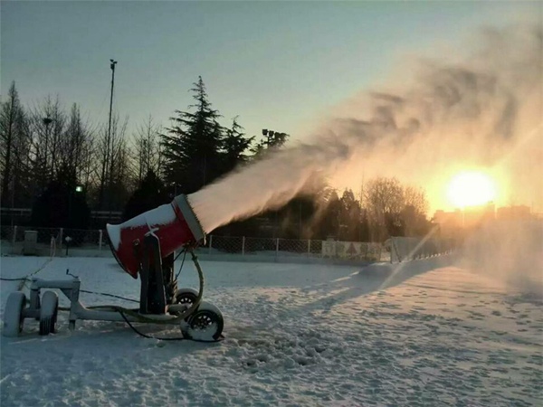 雪友造雪機